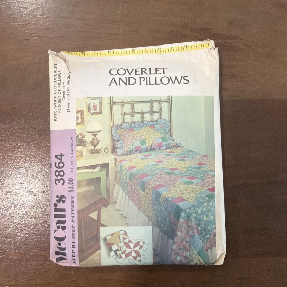 Vintage 1973 Coverlet And Pillows Mccall's Sewing Pattern 3864